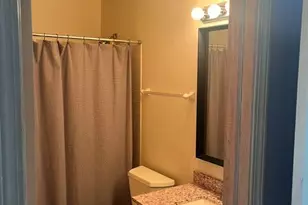 4252 W Harrington Ln, Chicago, IL 60646 - Photo 16