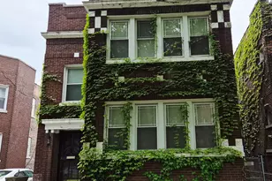 7826 S Bennett Ave, Chicago, IL 60649 - Photo 1