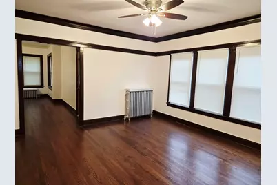 7826 S Bennett Avenue #2, Chicago, IL 60649 - Photo 8