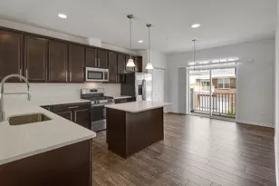 2923 Madison Dr, Naperville, IL 60564 - Photo 10