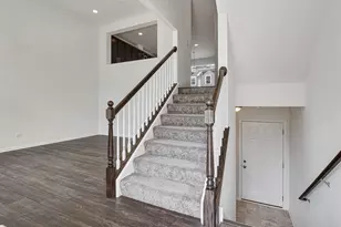 2923 Madison Dr, Naperville, IL 60564 - Photo 4