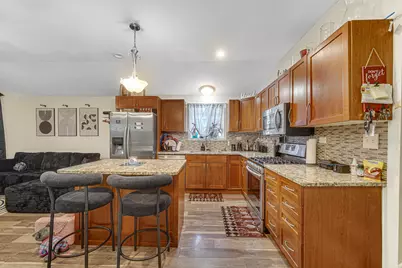 10339 S Calumet Avenue, Chicago, IL 60628 - Photo 4