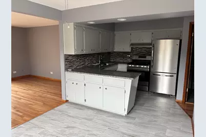 8637 Leamington Avenue #1S, Burbank, IL 60459 - Photo 2