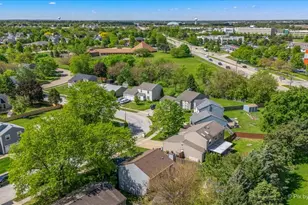 2238 Highfield Ln, Aurora, IL 60504 - Photo 38
