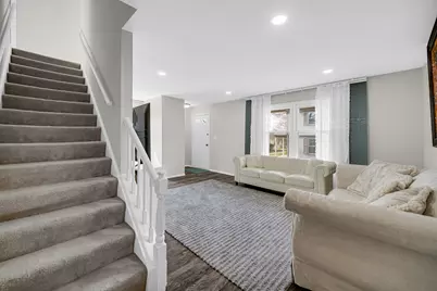 611 Kendall Court, Schaumburg, IL 60194 - Photo 4