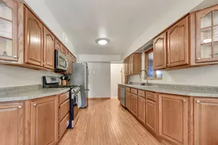 801 N Alann Dr, Joliet, IL 60435 - Photo 6