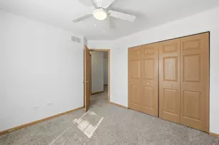 1357 W Alder Creek Dr, Romeoville, IL 60446 - Photo 20