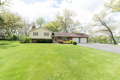 10594 Grover Oaks Road, Roscoe, IL 61073 - Photo 6