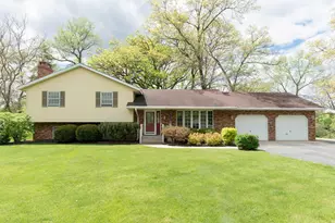 10594 Grover Oaks Rd, Roscoe, IL 61073 - Photo 2