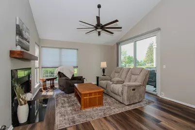 446 Cromwell Circle #1, Bartlett, IL 60103 - Photo 4