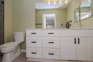 446 Cromwell Cir, Bartlett, IL 60103 - Photo 16