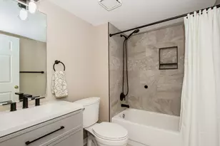 446 Cromwell Cir, Bartlett, IL 60103 - Photo 18