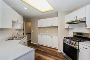 446 Cromwell Cir, Bartlett, IL 60103 - Photo 10