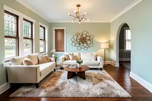 5230 N Liano Ave, Chicago, IL 60630 - Photo 2