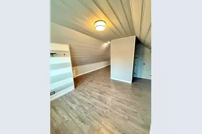 5230 N Liano Avenue, Chicago, IL 60630 - Photo 16