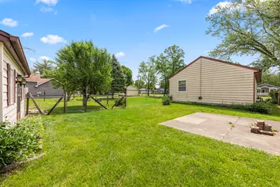 1406 Kaskaskia Avenue, Elgin, IL 60123 - Photo 26
