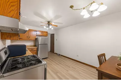 1406 Kaskaskia Avenue, Elgin, IL 60123 - Photo 12