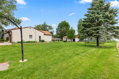 1406 Kaskaskia Avenue, Elgin, IL 60123 - Photo 4
