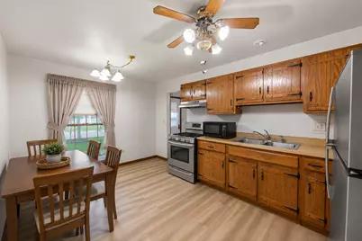 1406 Kaskaskia Avenue, Elgin, IL 60123 - Photo 10