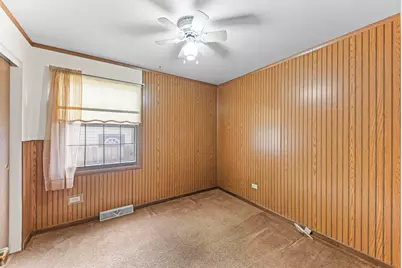 1406 Kaskaskia Avenue, Elgin, IL 60123 - Photo 18