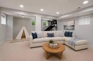 2748 N Kenmore Ave, Chicago, IL 60614 - Photo 34