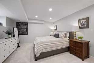 2748 N Kenmore Ave, Chicago, IL 60614 - Photo 36