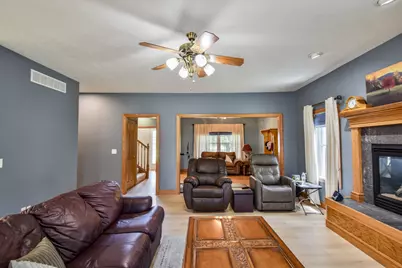 1816 Cardinal Court, Pontiac, IL 61764 - Photo 14