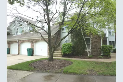 265 Willow Parkway, Buffalo Grove, IL 60089 - Photo 2