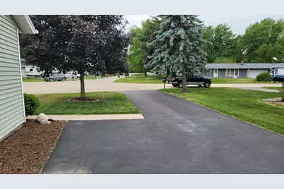 1500 Woodland Drive, Sycamore, IL 60178 - Photo 38