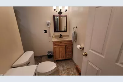 1500 Woodland Drive, Sycamore, IL 60178 - Photo 16