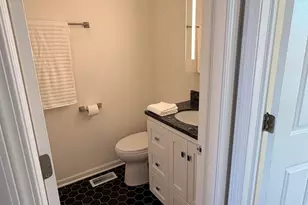 1632 W Erie St, Chicago, IL 60622 - Photo 12