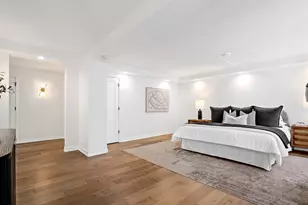 200 E Delaware Pl, Chicago, IL 60611 - Photo 32