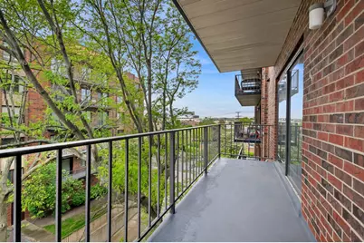 9560 Gross Point Road #409B, Skokie, IL 60076 - Photo 10