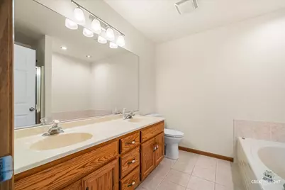 714 E Knights Road, Sandwich, IL 60548 - Photo 12