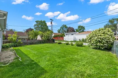 5216 Lee Street, Skokie, IL 60077 - Photo 18