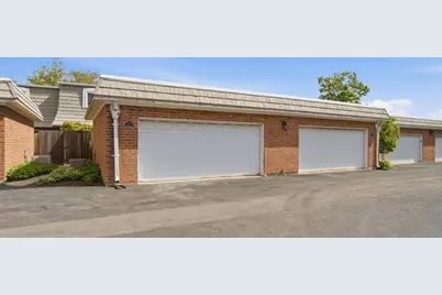1490 Avignon Court, Highland Park, IL 60035 - Photo 16