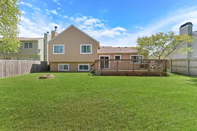 130 Lisk Drive, Hainesville, IL 60030 - Photo 4