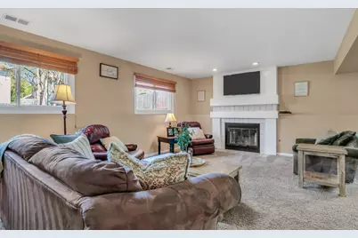 130 Lisk Drive, Hainesville, IL 60030 - Photo 12