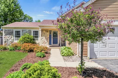 130 Lisk Drive, Hainesville, IL 60030 - Photo 1