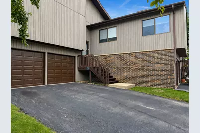 56 Century Drive, Roselle, IL 60172 - Photo 2