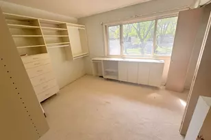 1935 Birch Rd, Northbrook, IL 60062 - Photo 10
