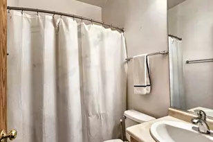 5400 N Lowell Ave, Chicago, IL 60630 - Photo 20