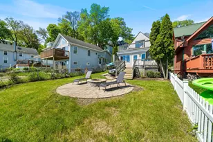 107 Hillside Ct, Fox Lake, IL 60020 - Photo 4