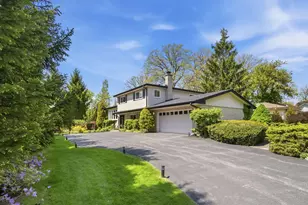 12 Turnbull Woods Ct, Highland Park, IL 60035 - Photo 2
