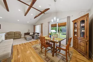 9143 W 92nd St, Hickory Hills, IL 60457 - Photo 12