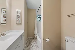 3822 N Alta Vista Terrace, Chicago, IL 60613 - Photo 22