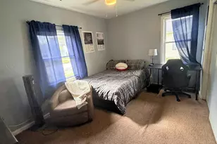 943 N 12th St, Rochelle, IL 61068 - Photo 8