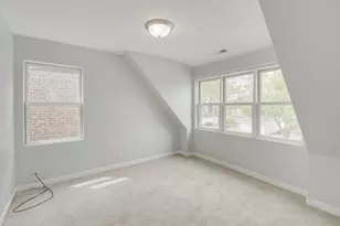 9535 S Fairfield Ave, Evergreen Park, IL 60805 - Photo 18