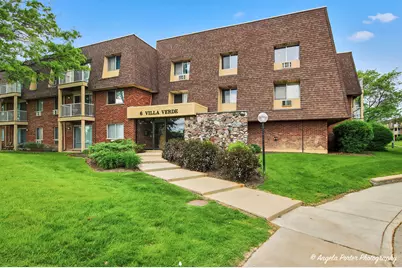 6 Villa Verde Drive #110, Buffalo Grove, IL 60089 - Photo 1