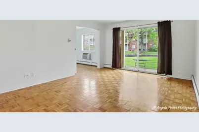6 Villa Verde Drive #110, Buffalo Grove, IL 60089 - Photo 6
